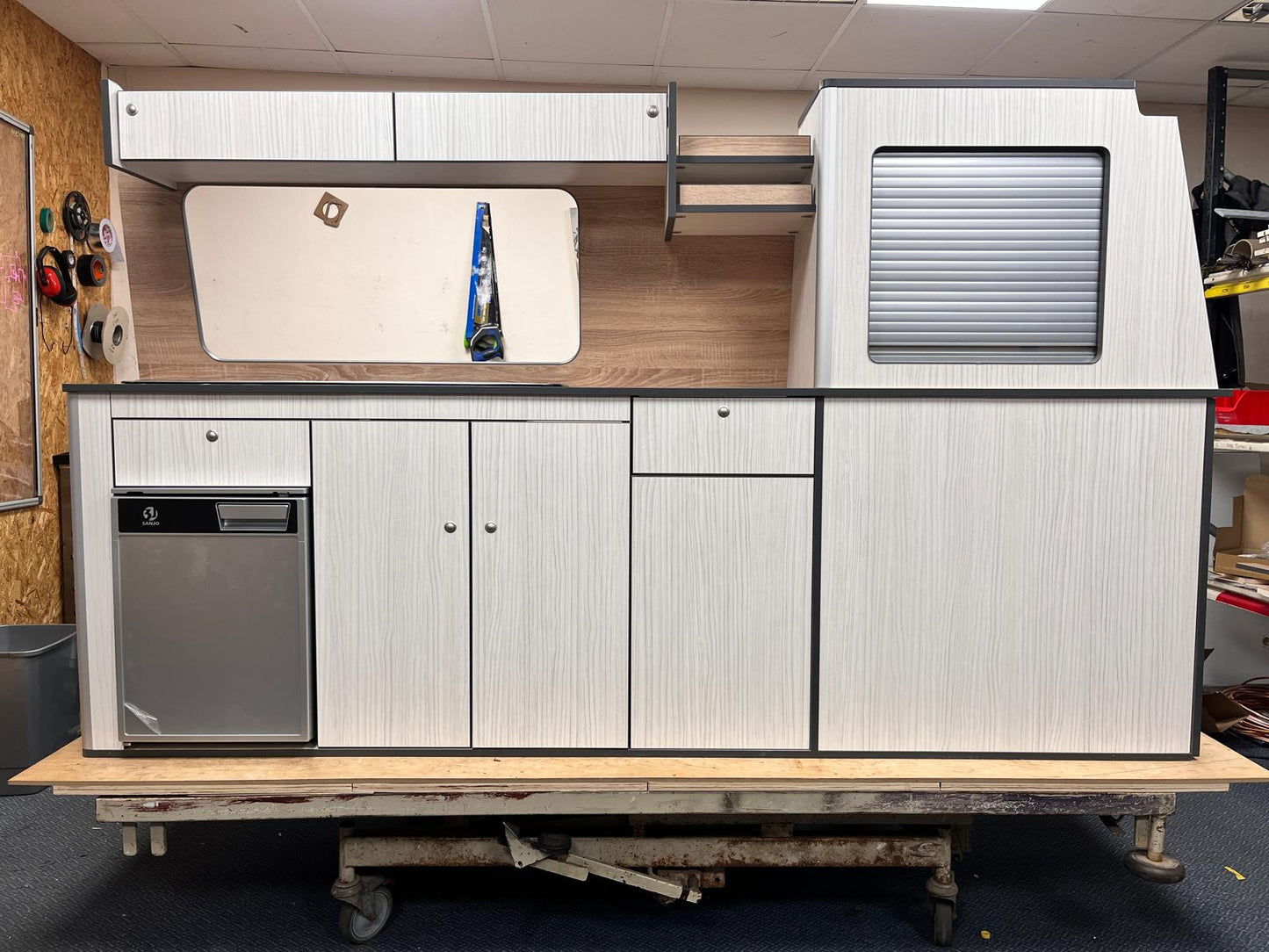 Eazy Units - SWB T5 & T6