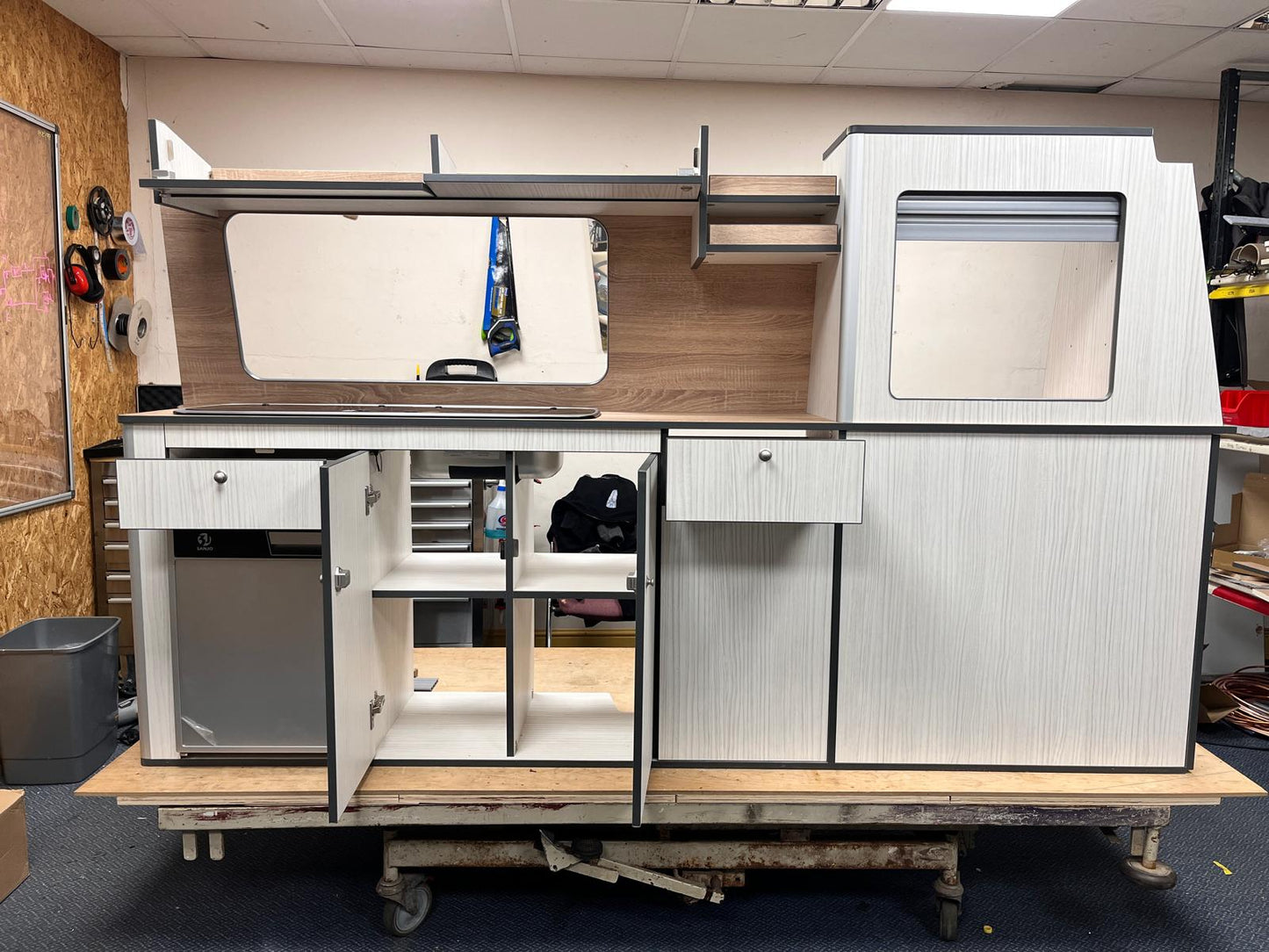 Eazy Units - SWB T5 & T6