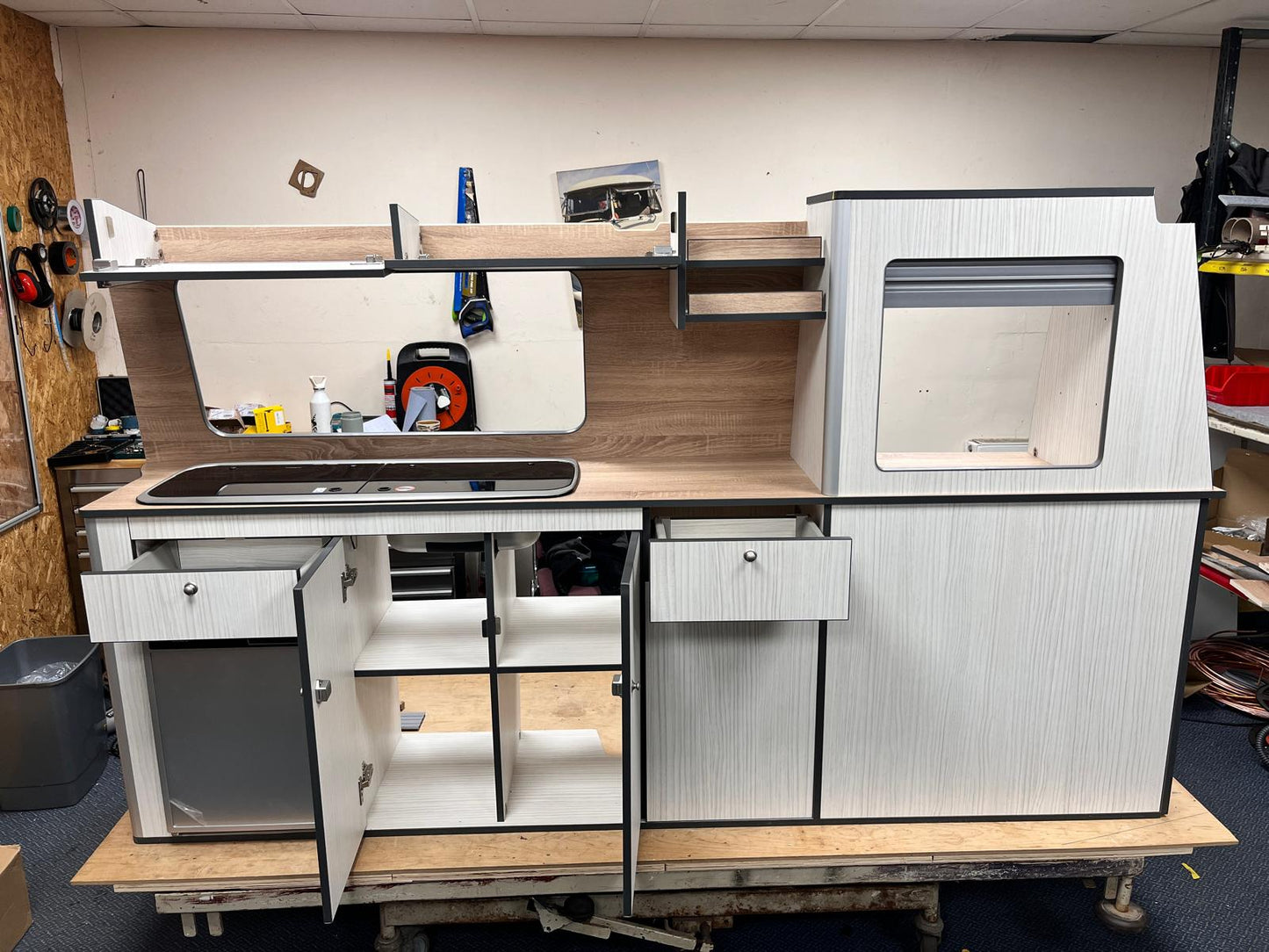 Eazy Units - SWB T5 & T6